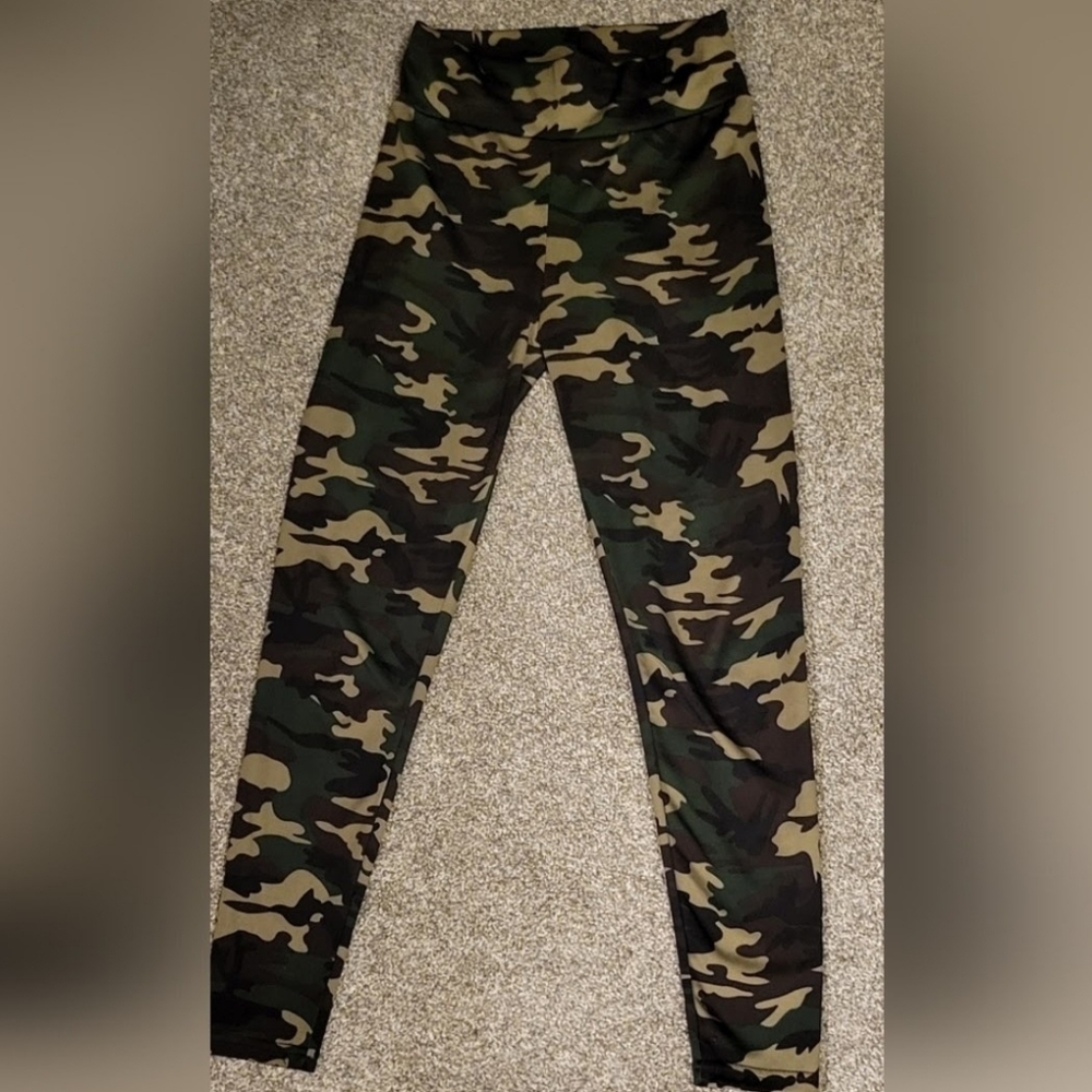 H24 Electric Yoga camo leggings